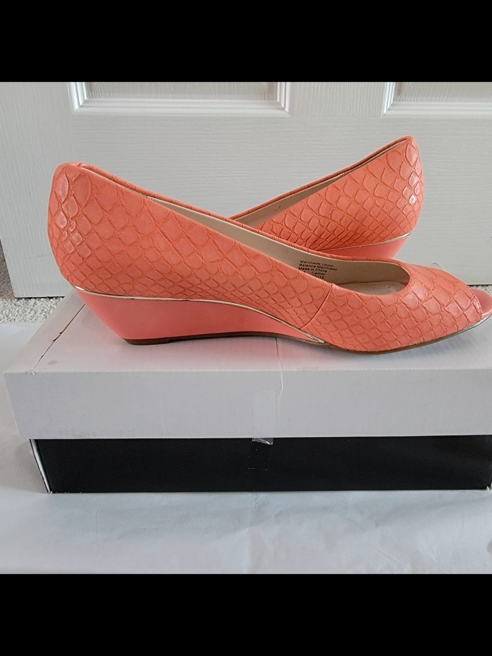 Women’s Coral Textured Wedge Pumps
